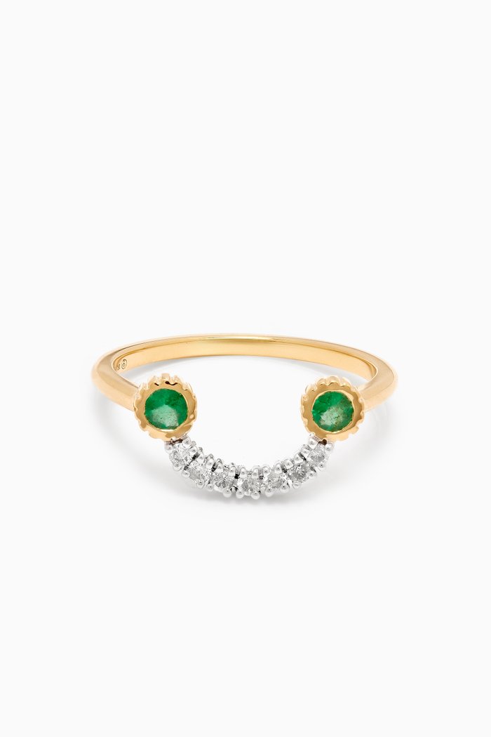

Smile Diamond and Emerald Ring in 18kt Yellow Gold