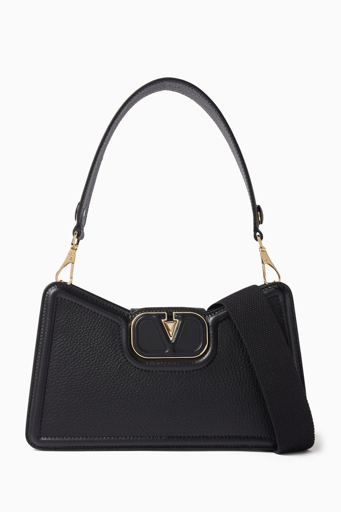 Valentino Garavani VLOGO Shoulder Bag in Leather, Black