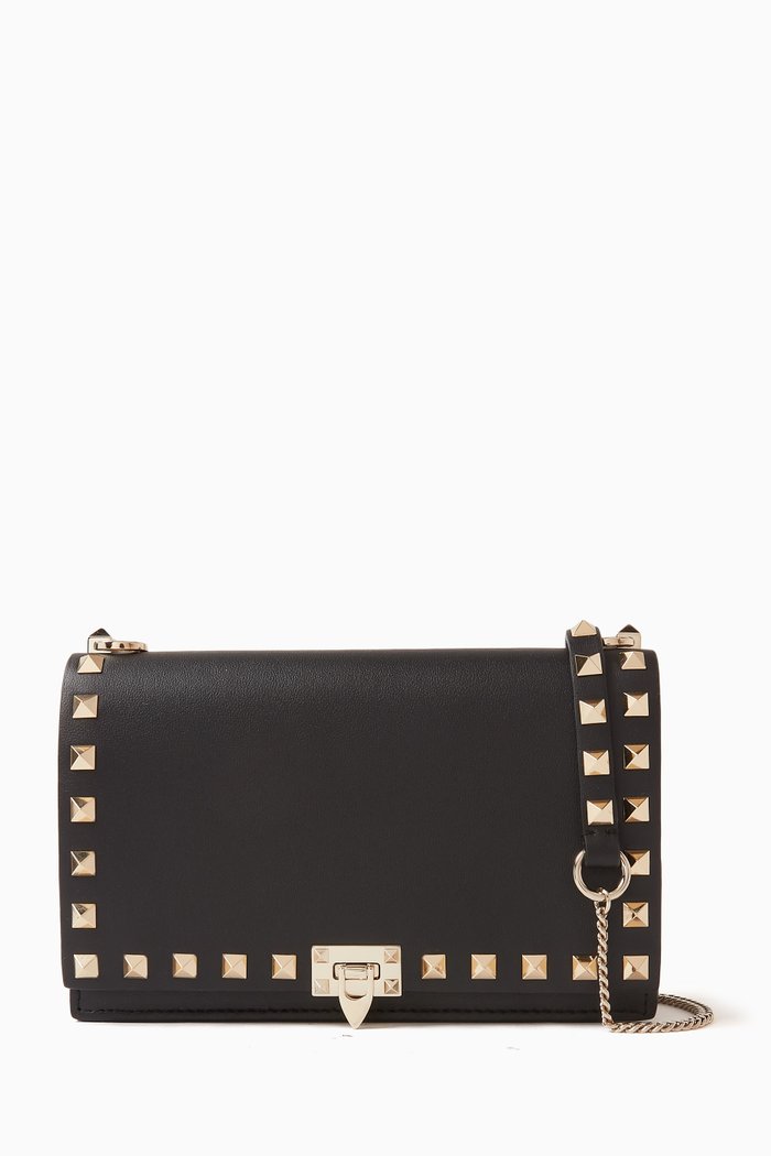 Valentino Garavani Rockstud Crossbody Clutch Bag in Leather, Black