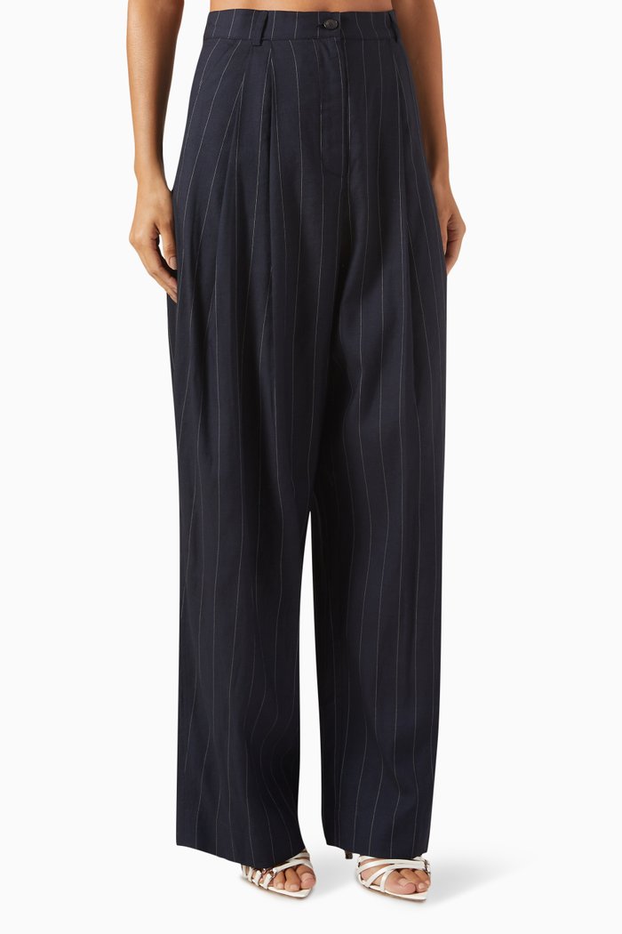 

Piper Pleated Pants in Viscose Blend, Blue