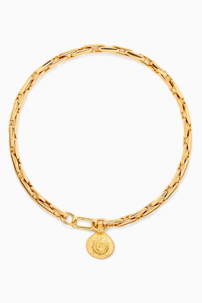

VENA NECKLACE 18KT GOLD PLATED CURBED LINK CHAIN FINISHED WITH ROUND CARIBINER AND ORGANIC FOSSIL PENDANT:GOLD:One Size|217408727